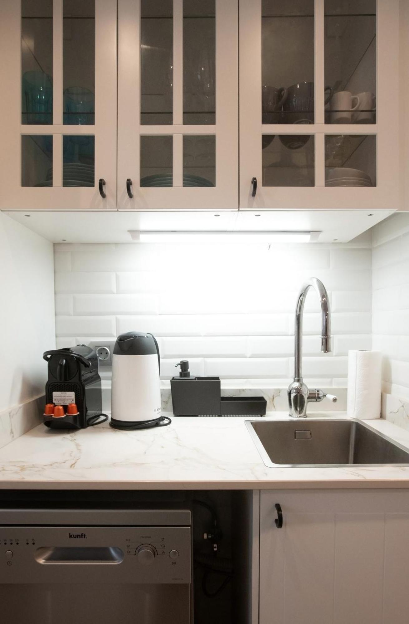 Apartment Chic 1bed Retreat In Bairro Alto